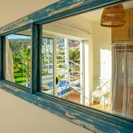 Aloha ,Sea View Apartment *